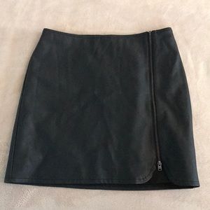 Hollister Black Skirt